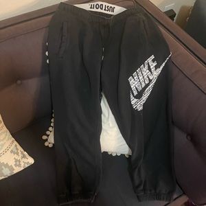 Nike 3/4 length sweats